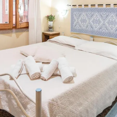 Sa Pischina B&B 올비아