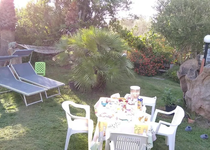 Sa Pischina לינה וארוחת בוקר